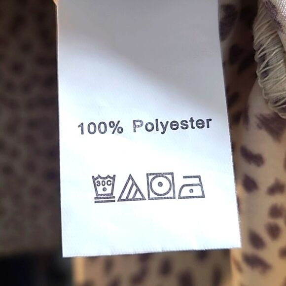 Pretty Garden Beige & Brown Polka-dot V-Shaped Ruffle Blouse, Size XL - Picture 8 of 8